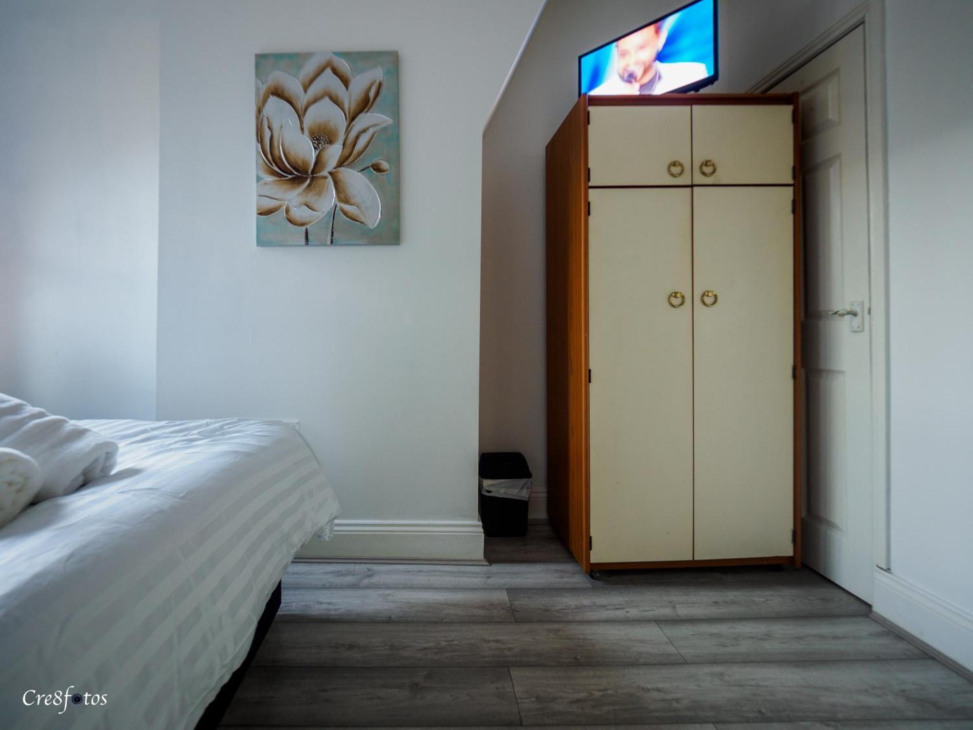 Couldon Lodge Stoke-on-Trent Екстериор снимка